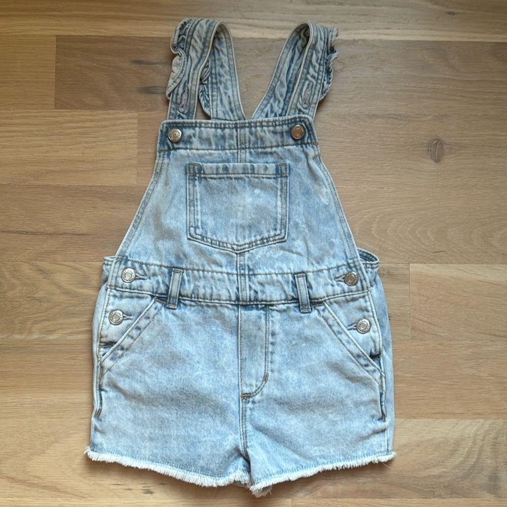 Gap Toddler Girls’ Ruffle Denim Shortalls with Washwell